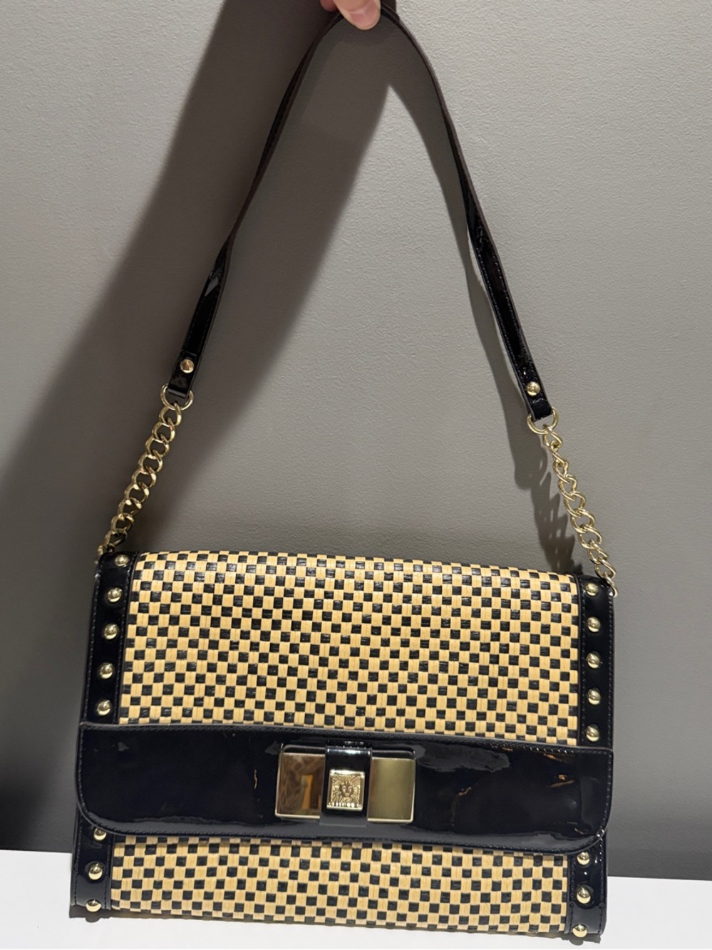 Anne KleinVintage Black and Beige Woven Shoulder Bag with Gold Hardware